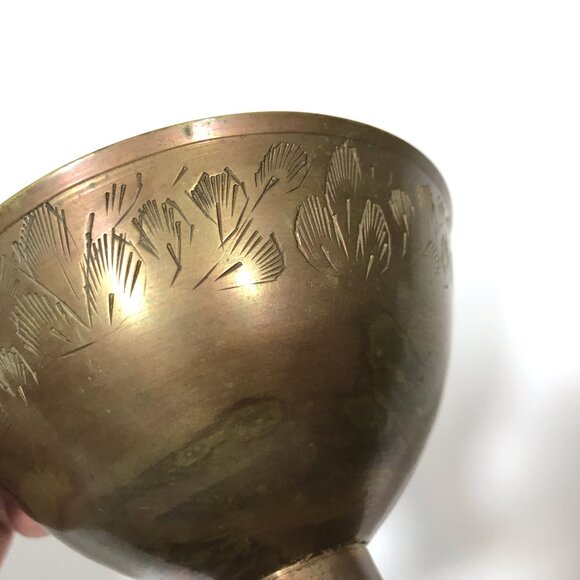 Vintage Hand Etched Solid Indian Brass Dish Bowl - Picture 4 of 5